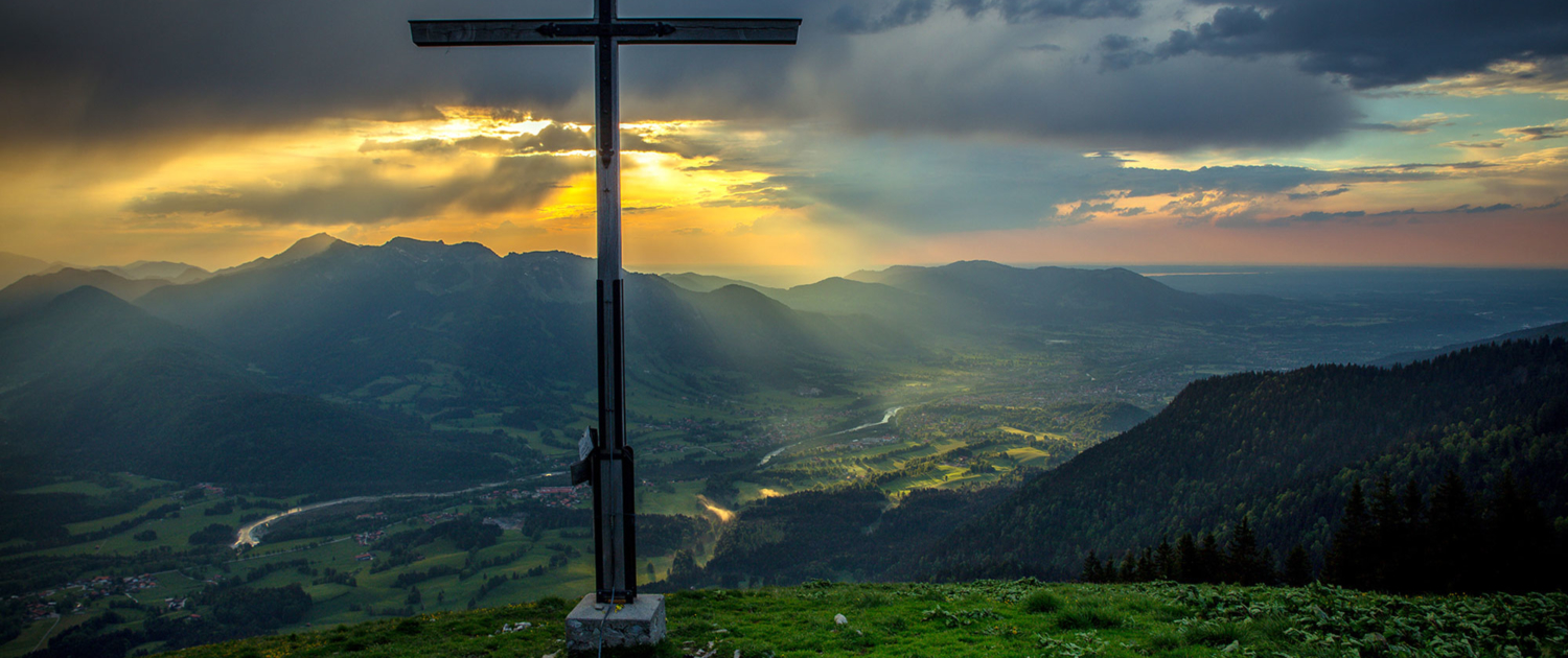 Abendstimmung am Schönberg mit Blick auf das Isartal